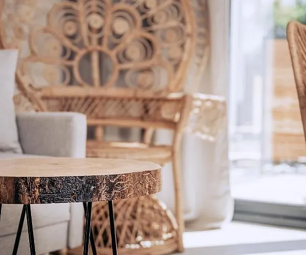 Amorzelas دمبكي